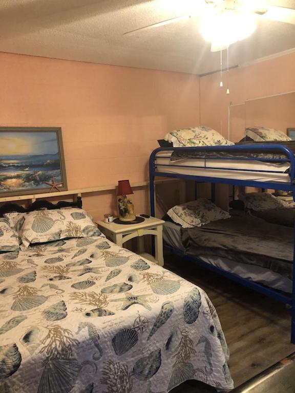 Bayside 1St Floor Oc 2 Br/1Ba Pool Condo Close To Jolly Roger/Convention Center Ocean City Dış mekan fotoğraf